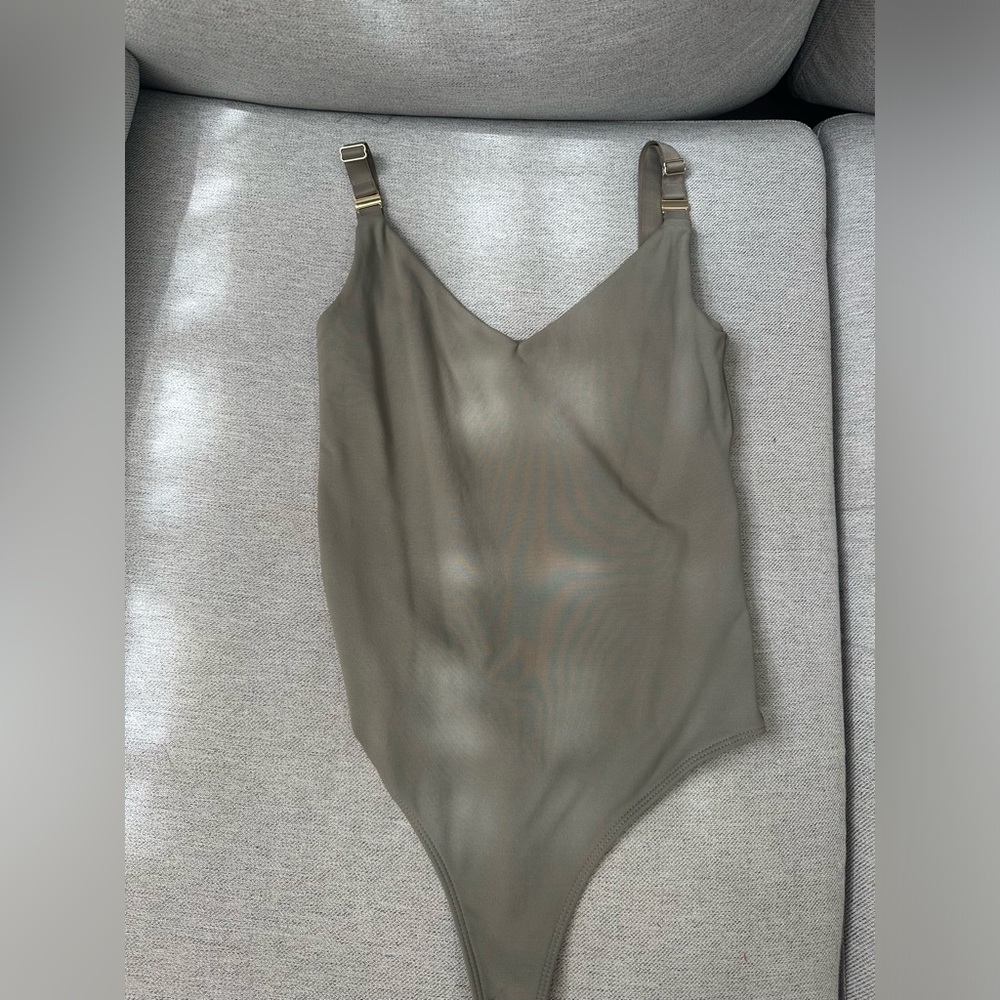 Aritzia babaton green thong body suit size S